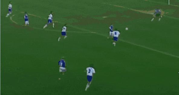 踢好足球秘诀,中场怎么踢才能踢好