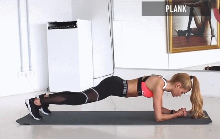 连续蝉联4届“日本男人最爱身材”九头身大长腿马甲线，堪称*物尤**