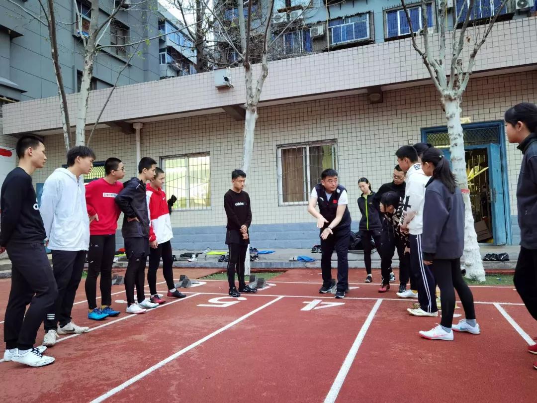 西安市体育运动学校小学生,西安市体育特色小学