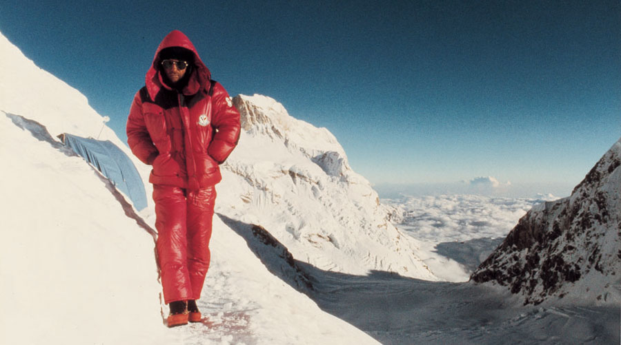 羽绒服冬季必备保暖又好看,防寒羽绒服带你时髦过冬