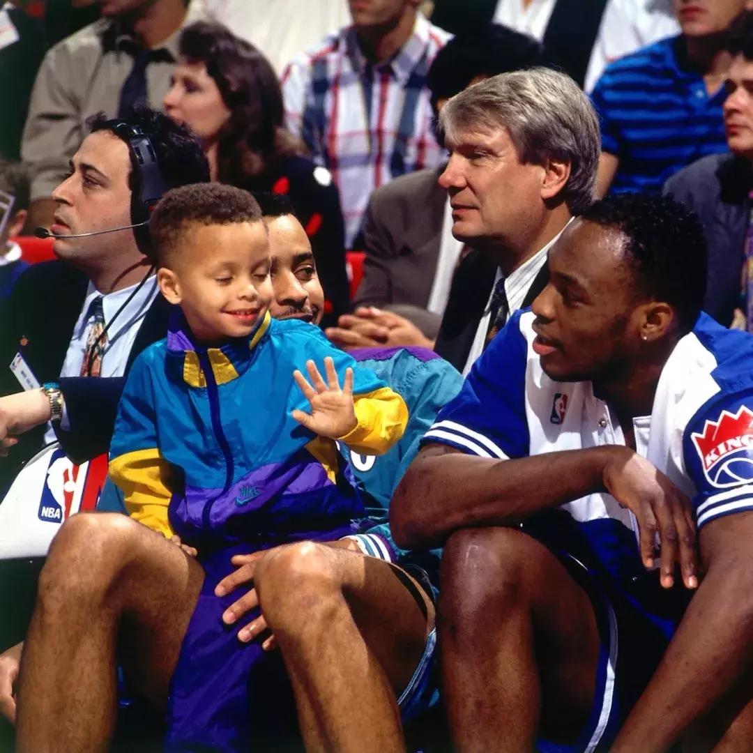 nba球星今日上脚图,伦纳德抢七绝杀上脚球鞋