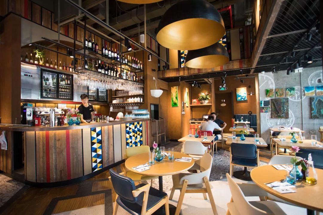 一挤就爆奶的超薄0.1pizza，被外国朋友吹上天