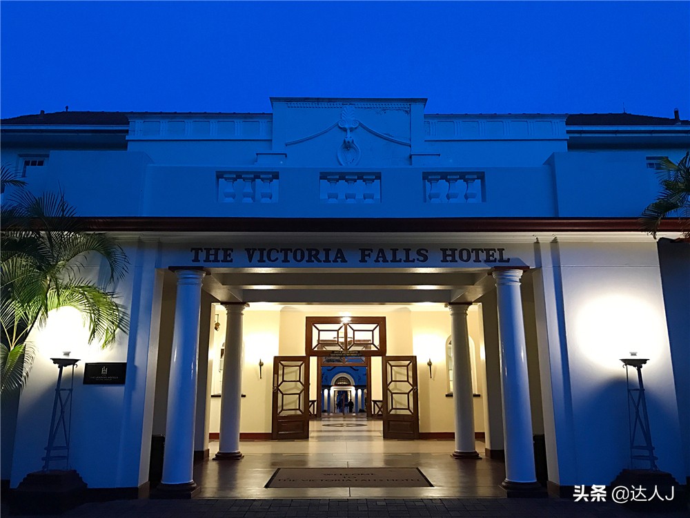 #全民热遗#小天独家，你敢不敢在这个瀑布上洗澡？