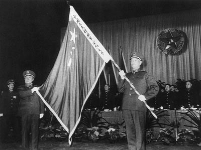 新中国成立后建立了几支海军部队,2002年前军队院校有哪些