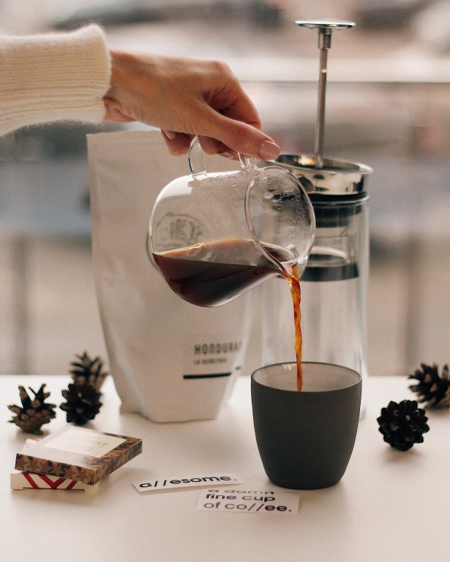 速溶咖啡和现磨咖啡加炼乳,速溶咖啡和现磨咖啡好喝