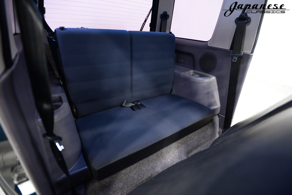 你见过比你大好多倍的车吗,你见过比埃尔法更豪横的车吗