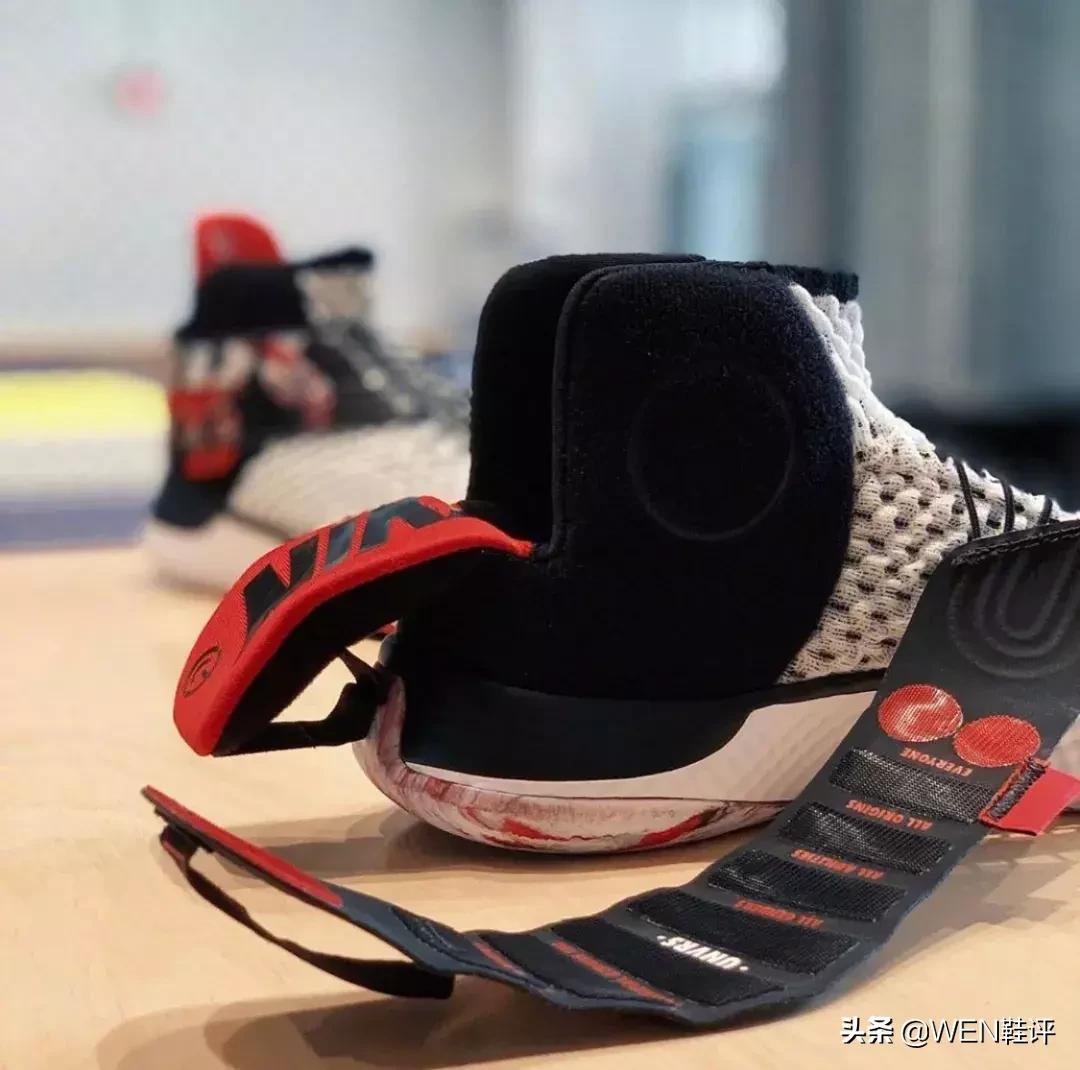 字母哥球鞋nike价格,字母哥nike黑白绿