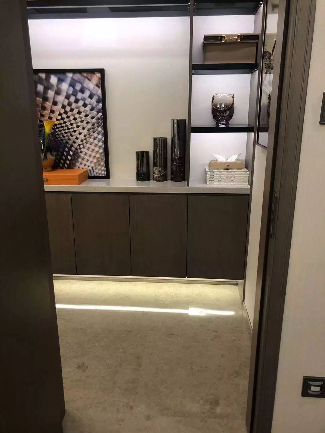 杭州城西申花倒挂三万元楼盘,倒挂楼盘是便宜还是贵