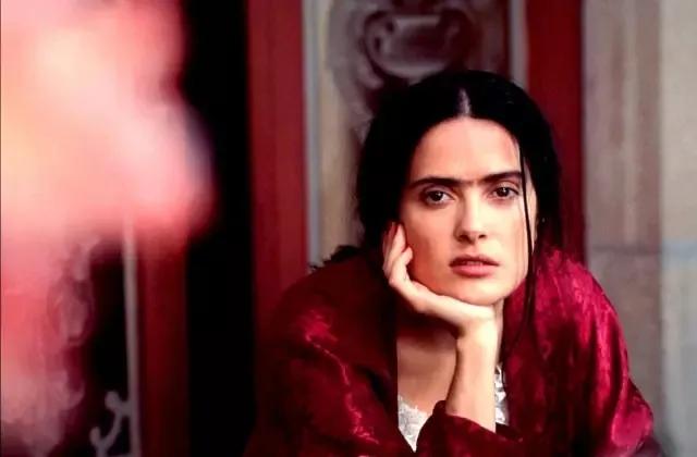 她是最有名的“荡妇”，身体残破不堪，却用画笔画出尖刻的爱情