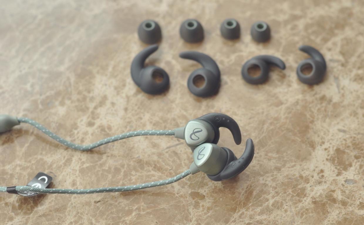 甯︽湁鍝堟浖闊宠川钃濈墮鑰虫満,鏈夊搱鏇奸煶璐ㄧ殑钃濈墮鑰虫満