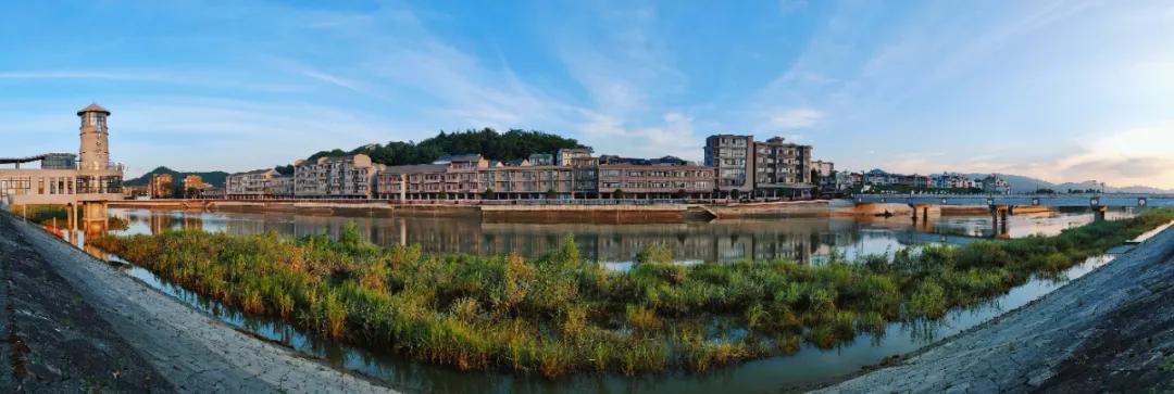 免摊位费免保证金免服务费...瓶窑老街喊你一起“全民练摊”！摆摊摆得好，100万资金和10间商铺，奖给你！