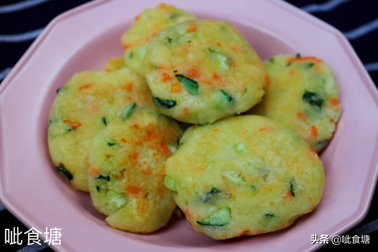 早餐吃什么营养又简单的煎饼,妈妈这样做煎饼又快又好吃