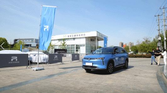 百度apollo自动驾驶汽车曝光,百度apollo和特斯拉