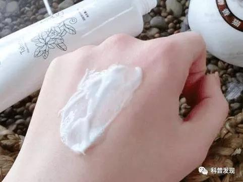 既能涂脸又能涂身体的乳液,乳液涂抹在脸上有什么效果