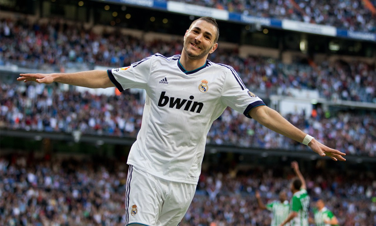 球星对本泽马评价,球员对本泽马的评价