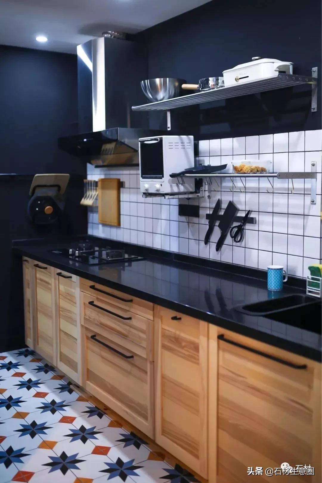 厨房灶台黑色白色柜子效果,黑灰色厨房灶台效果图