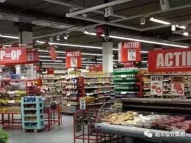 一组超市陈列图,超市肉品区陈列与摆放