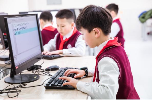 成都市中小学课后服务热门问题,成都公立小学课后服务都做些什么