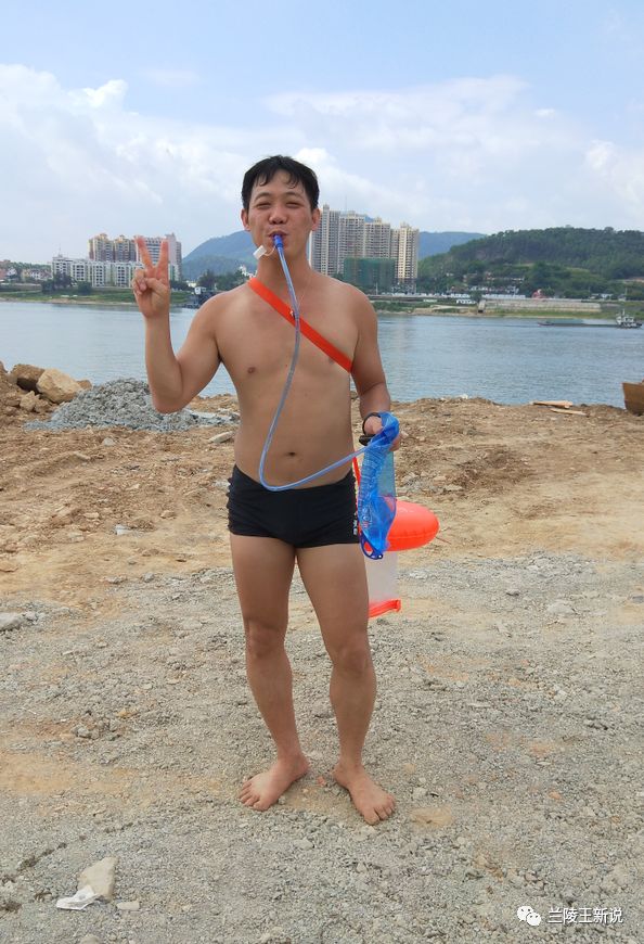 娓告吵瑙嗛澶у叏妯浮瑗挎睙,骞夸笢鑲囧簡妯浮瑗挎睙娲诲姩