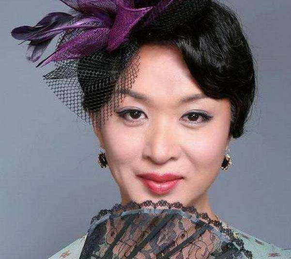 毒舌女王金星变性后续,毒舌金星的传奇人生