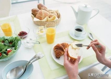 油性皮肤和干性皮肤怎么区分,油性皮肤怎么改善