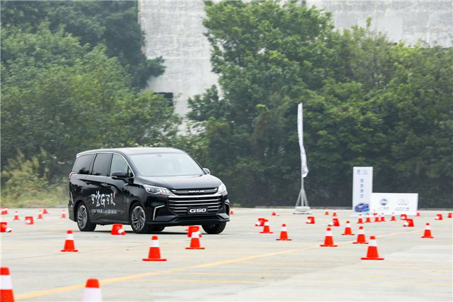 底盘调校需要什么功底,哪些车操控和底盘调教好