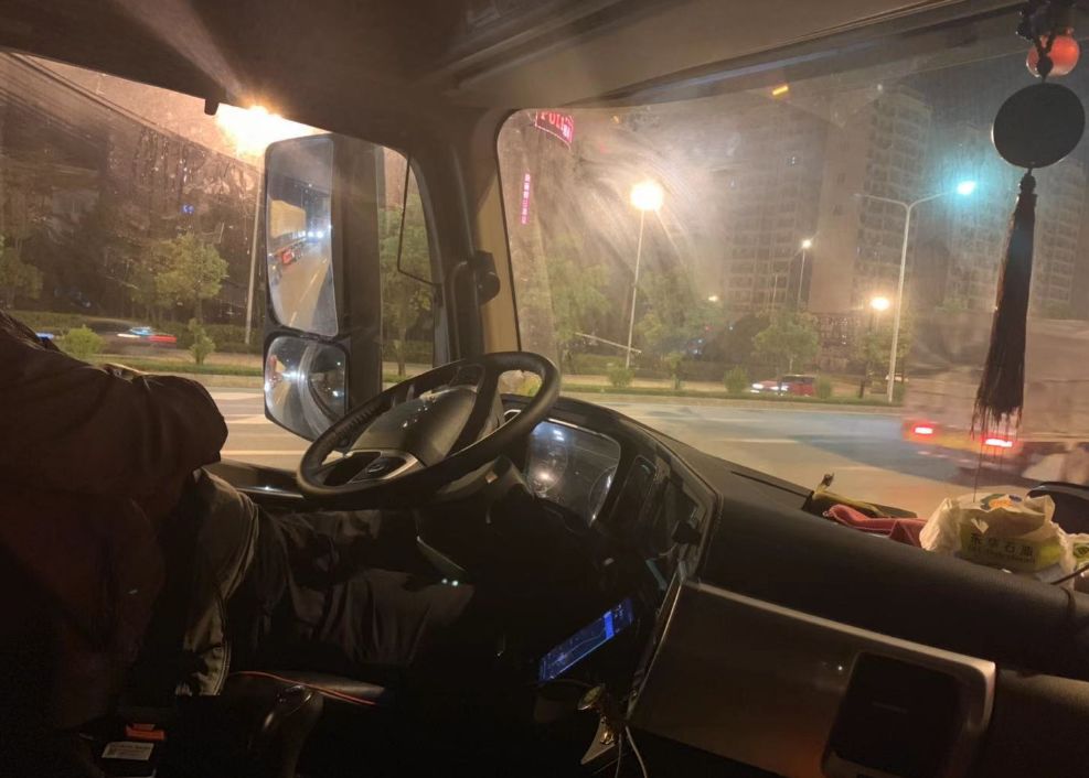 车贷利息太高了可以调低一点吗,银行车贷可以申请延期吗