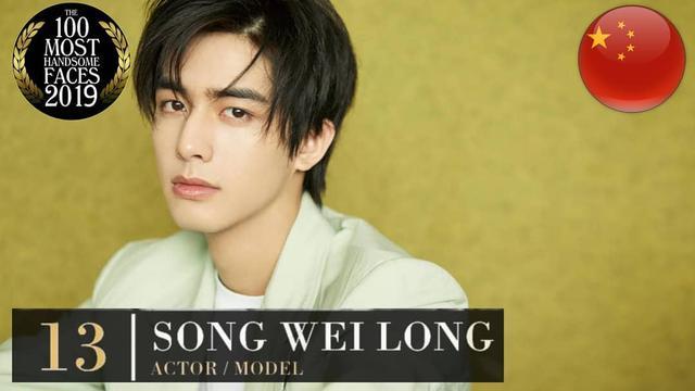 梅西c罗萨拉赫入榜,2022全球最帅100张面孔足球明星