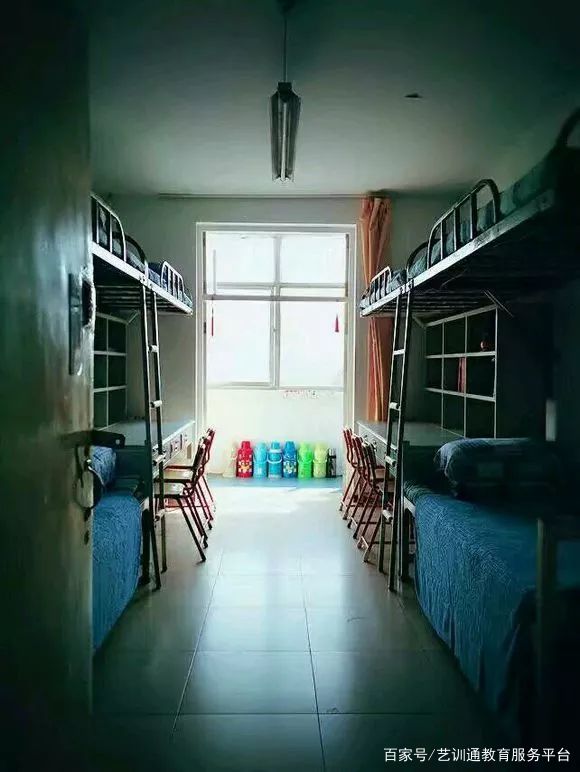 文科大学宿舍条件排名,全国学院宿舍条件排名