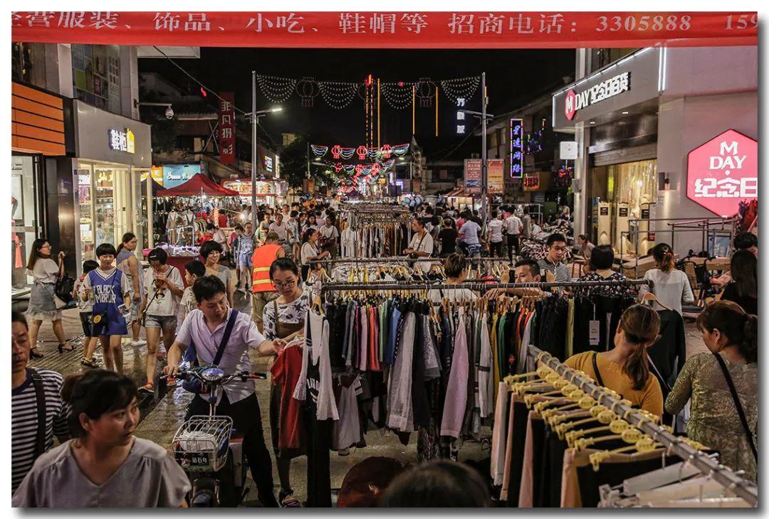 安阳最好的夜市推荐,安阳钟楼夜市一条街