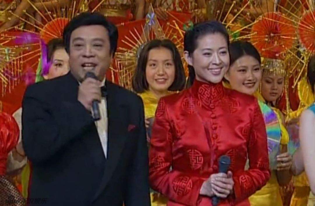 历年央视主持人照片,八十年代央视主持人名单