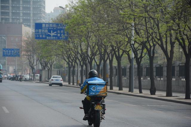 刘强东送快递事件,刘强东送快递现状