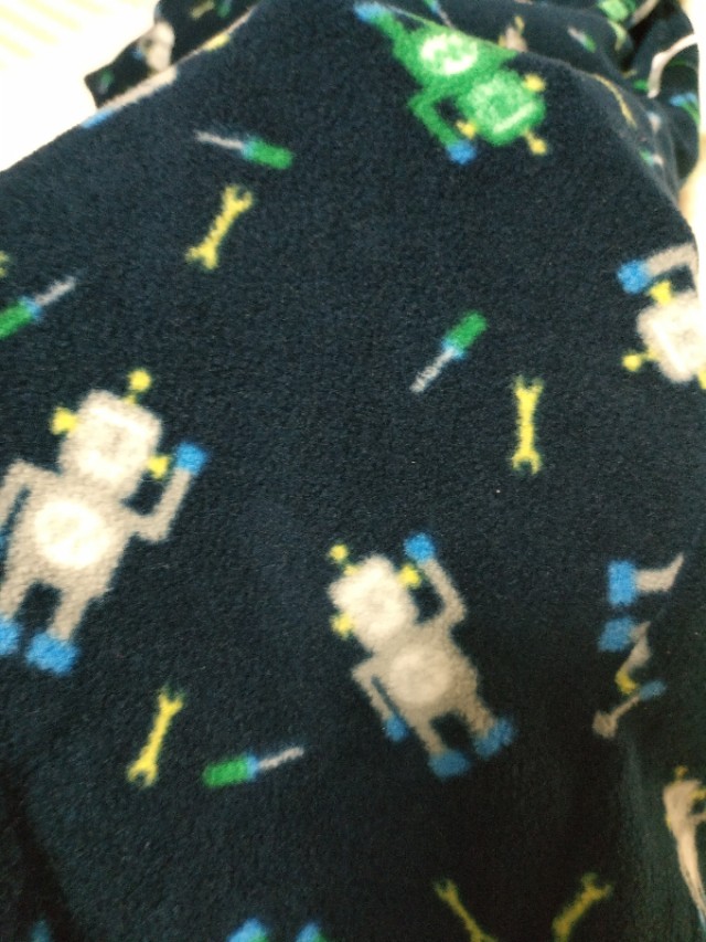 优衣库和lativ哪个档次高,诚衣优衣库