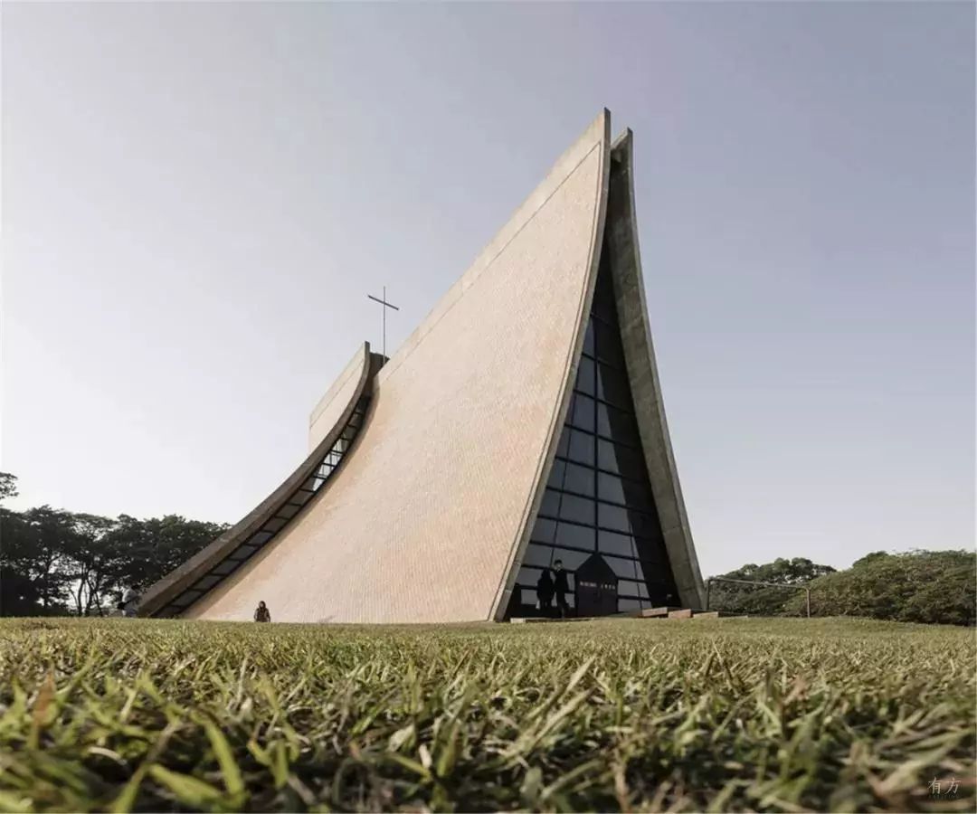 漫步台中，学建筑的中国人都应该去看看”的东海大学...