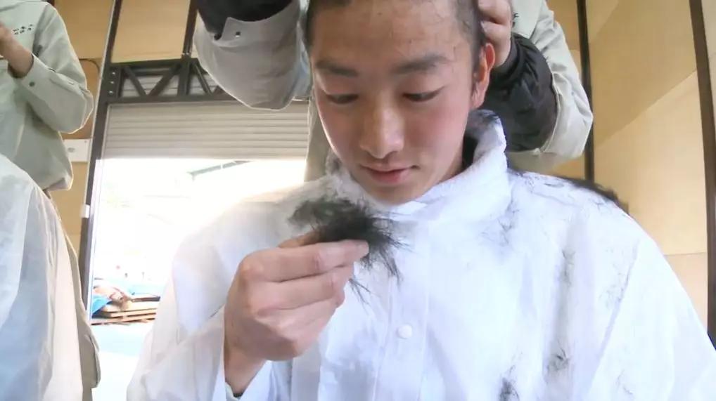 8年不许用手机不许恋爱,他痛骂过的60个光头后来都成了日本大师