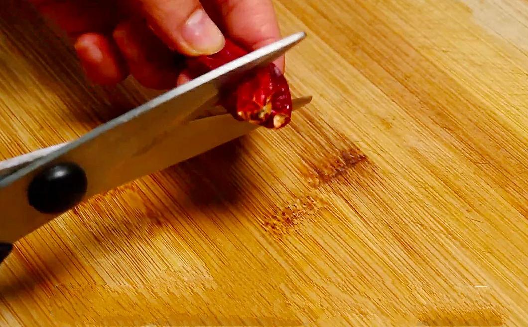 剪子不要了怎么处理,剪子变锋利小妙招