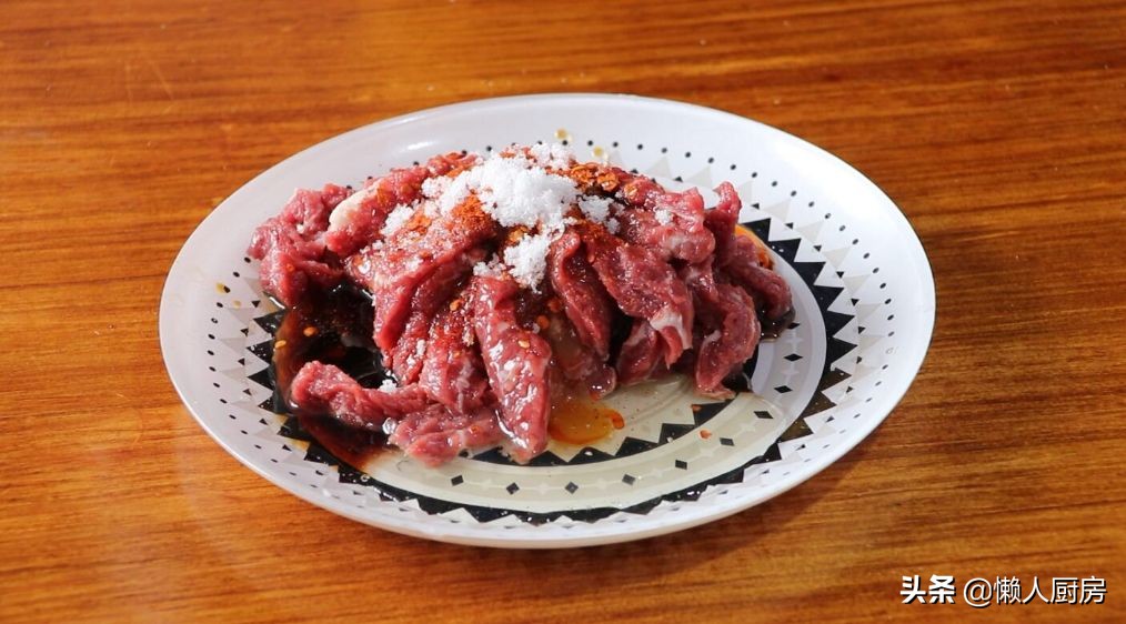 烤的牛肉怎样才能让它不发酸,怎么烤出来的牛肉不酸