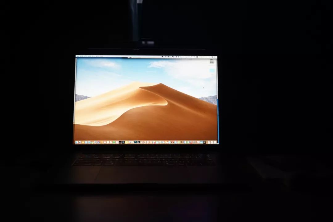 笔记本背光灯不亮维修,一个小配件多少钱