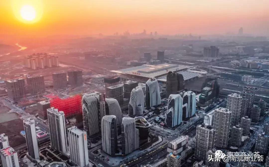 鑷存暚鍗椾含,鍗椾含璇佸ぇ鍠滅帥鎷夐泤璐墿涓績