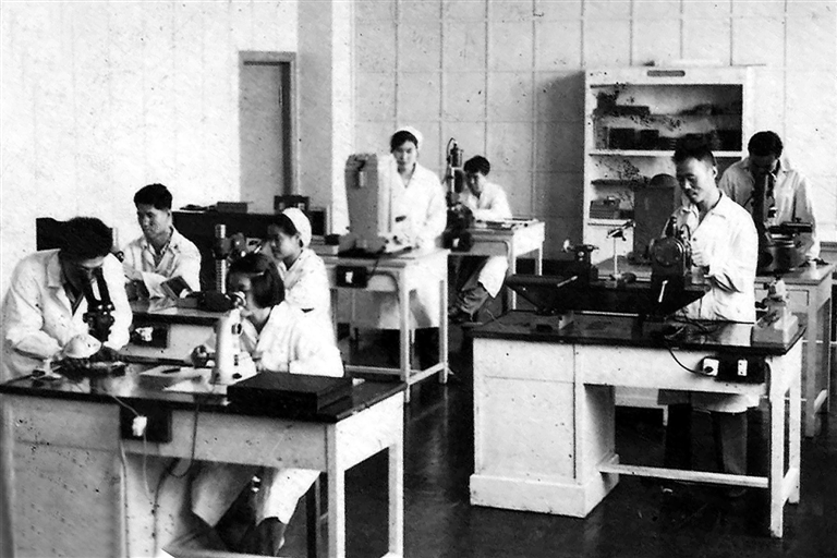 中国第一块手表海鸥,中国第一块手表是上海表吗