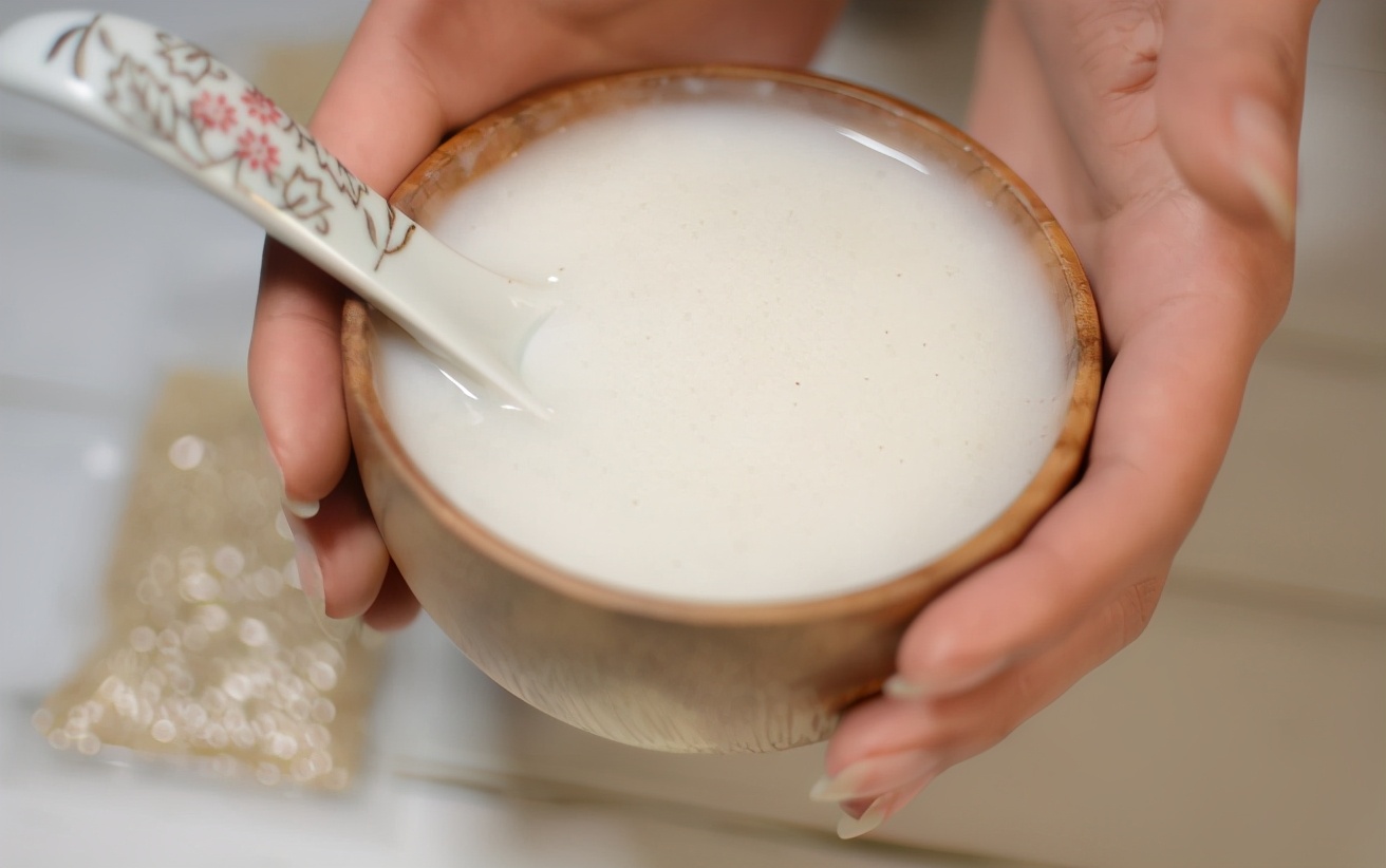 宝宝米粉该怎么选？并非越贵越好，5个常见错误家长需要及早改正