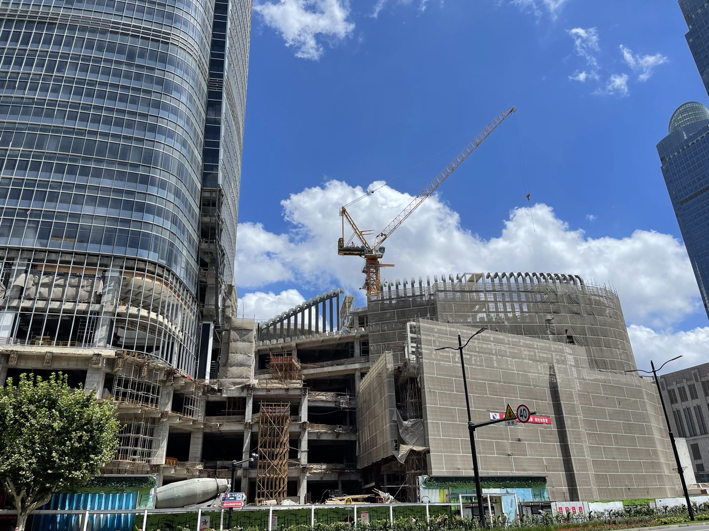 涓婃捣寰愭眹琛楀ご,寰愭眹绉佺珛涓