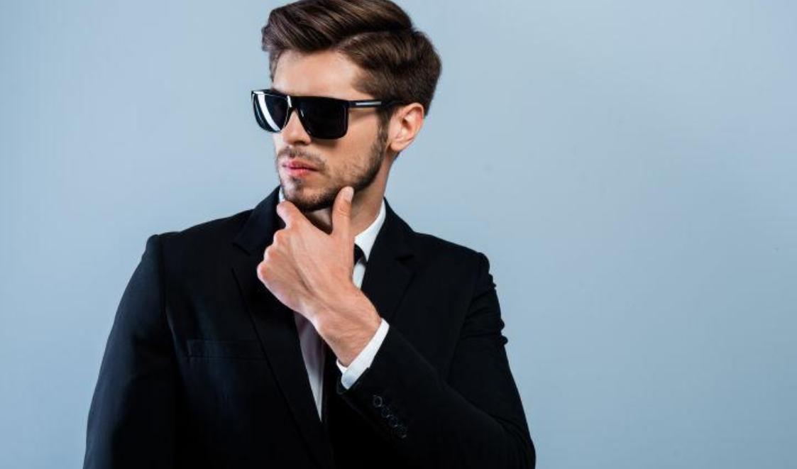 鍑ゅ嚢鐢风濠氳瀛╁瓙,鍑ゅ嚢鐢疯濡诲瓙婊氬嚭瀹堕棬