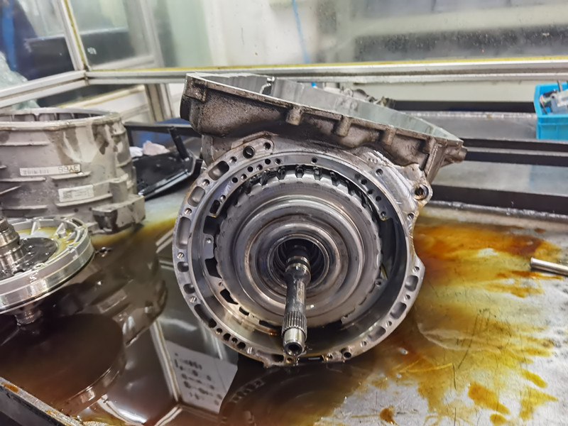 宜宾专业维修汽车自动挡变速箱,自动挡变速箱齿轮坏了维修多少钱