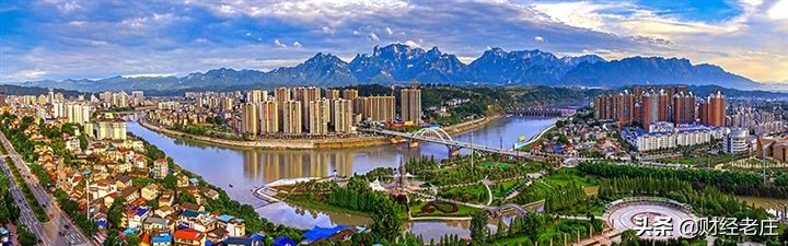 龙岩市新罗区gdp为什么这么高,龙岩经济今年