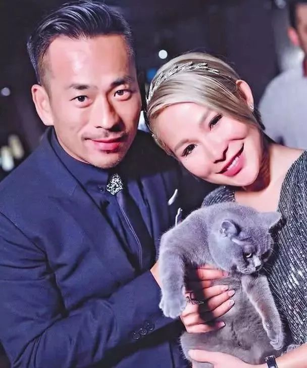 姐妹同心踩断钢筋原视频,姐妹同心文案