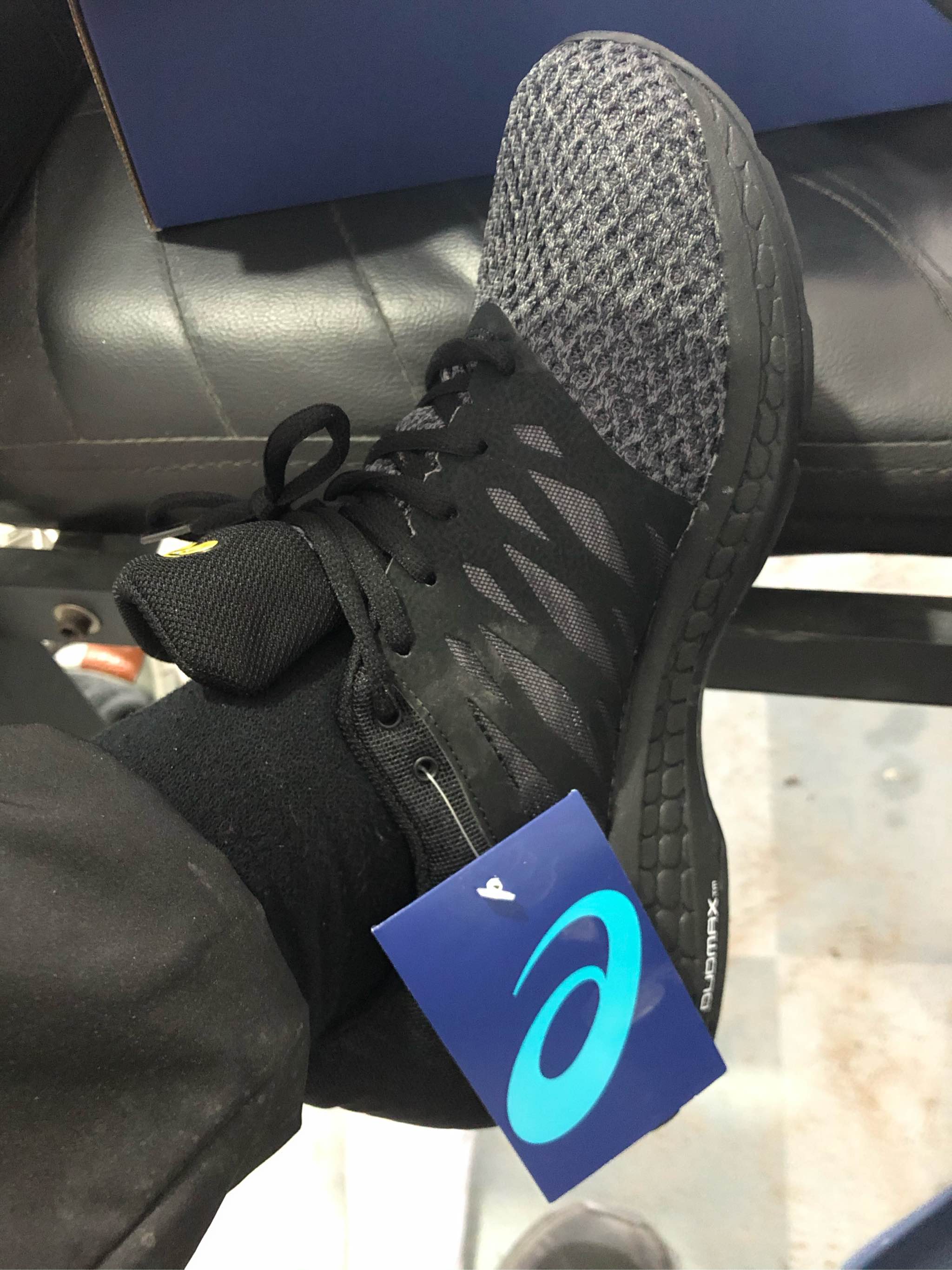 亚瑟士跑步鞋怎么样,亚瑟士哪个系列的跑步鞋比较好