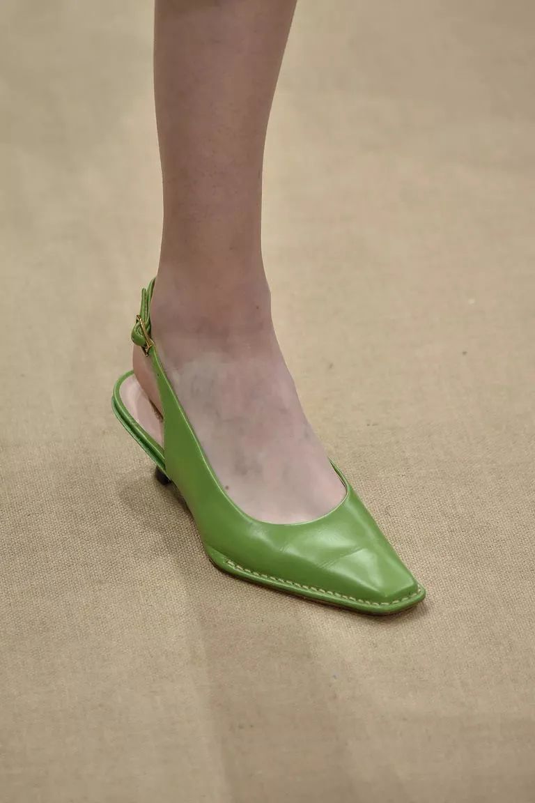 最经典的方头鞋,最好看方头圆头鞋