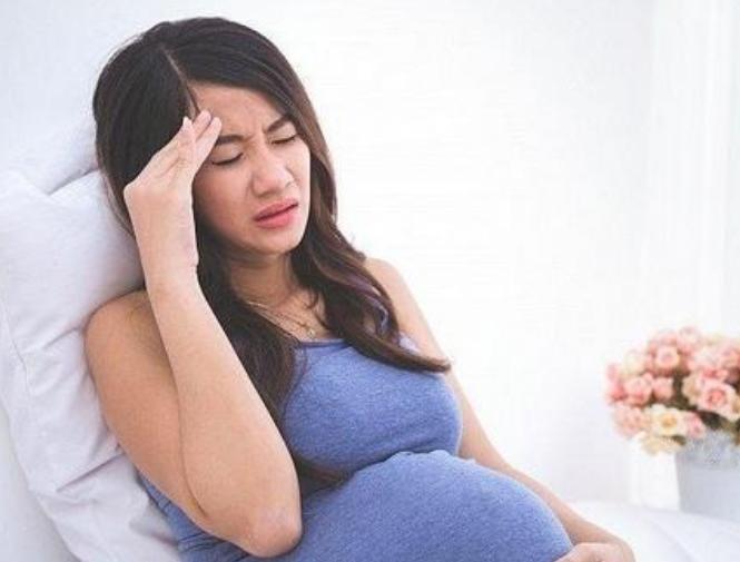 39岁朱丹拼二胎，高龄怀孕要谨慎，强行上车坑了自己也害了娃