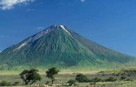 四川珠峰,珠峰最高的峰在哪个国家